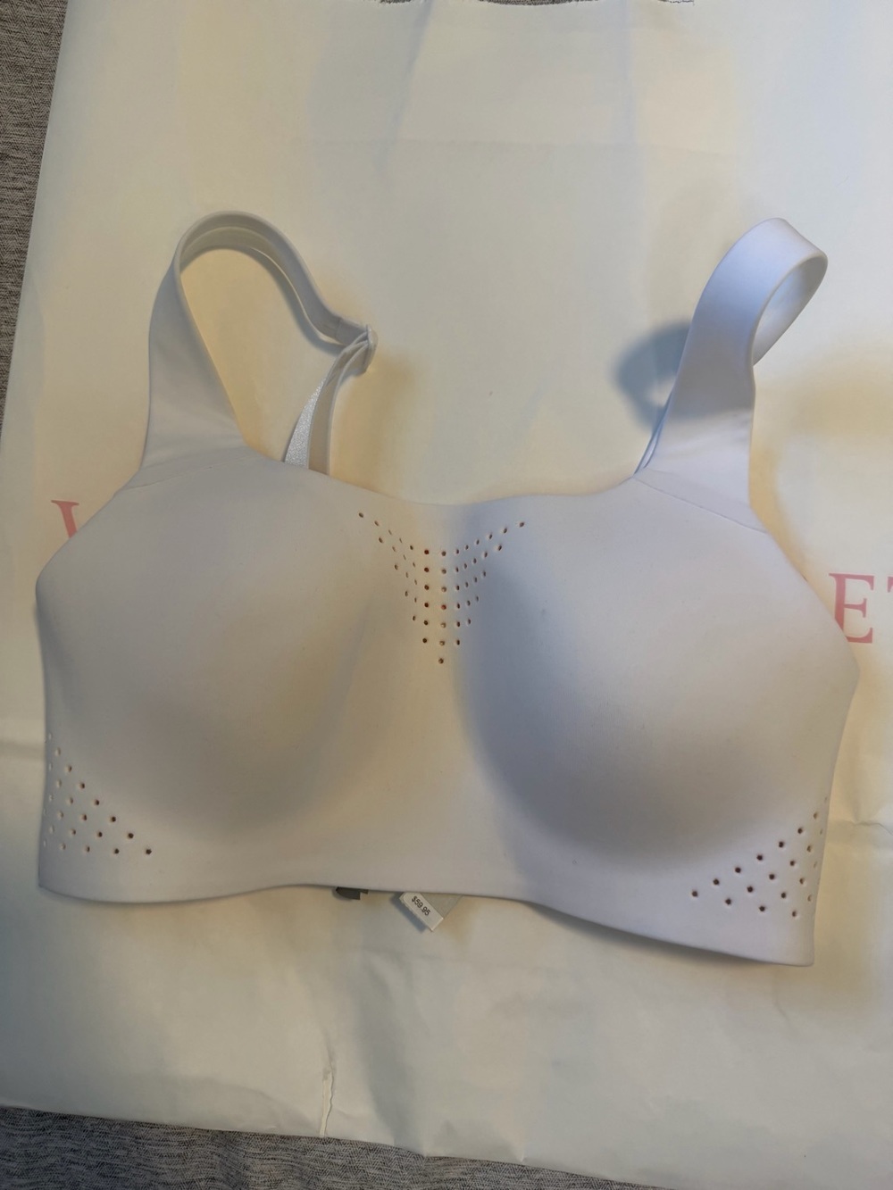 Victoria’s Secret VSX White High Support Sports Bra 32C NWT
